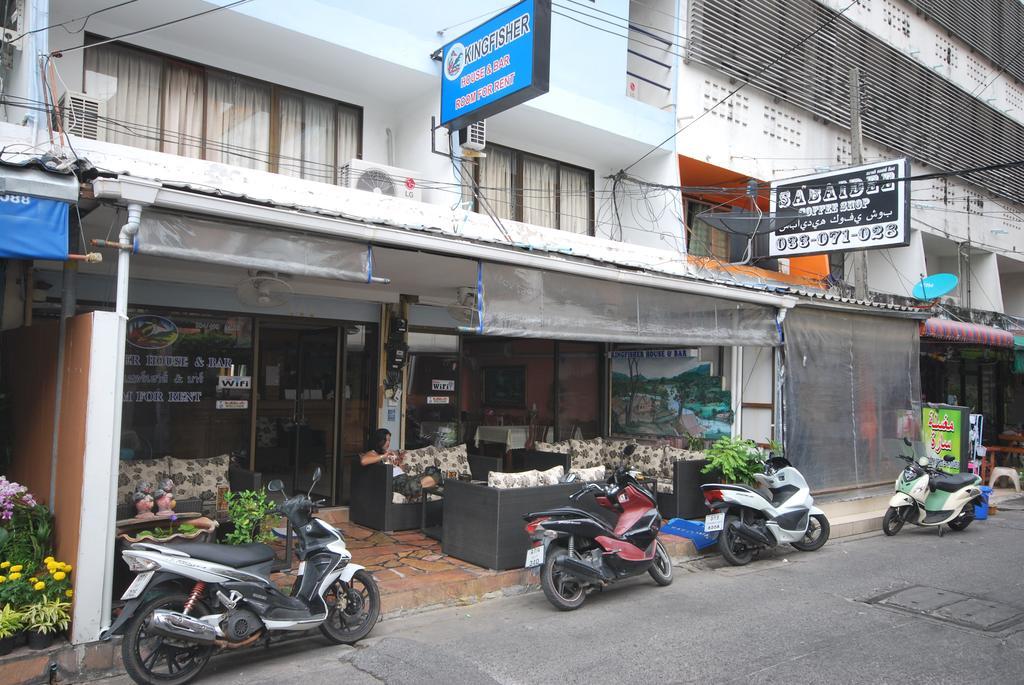Kingfisher House & Bar パッタヤー エクステリア 写真